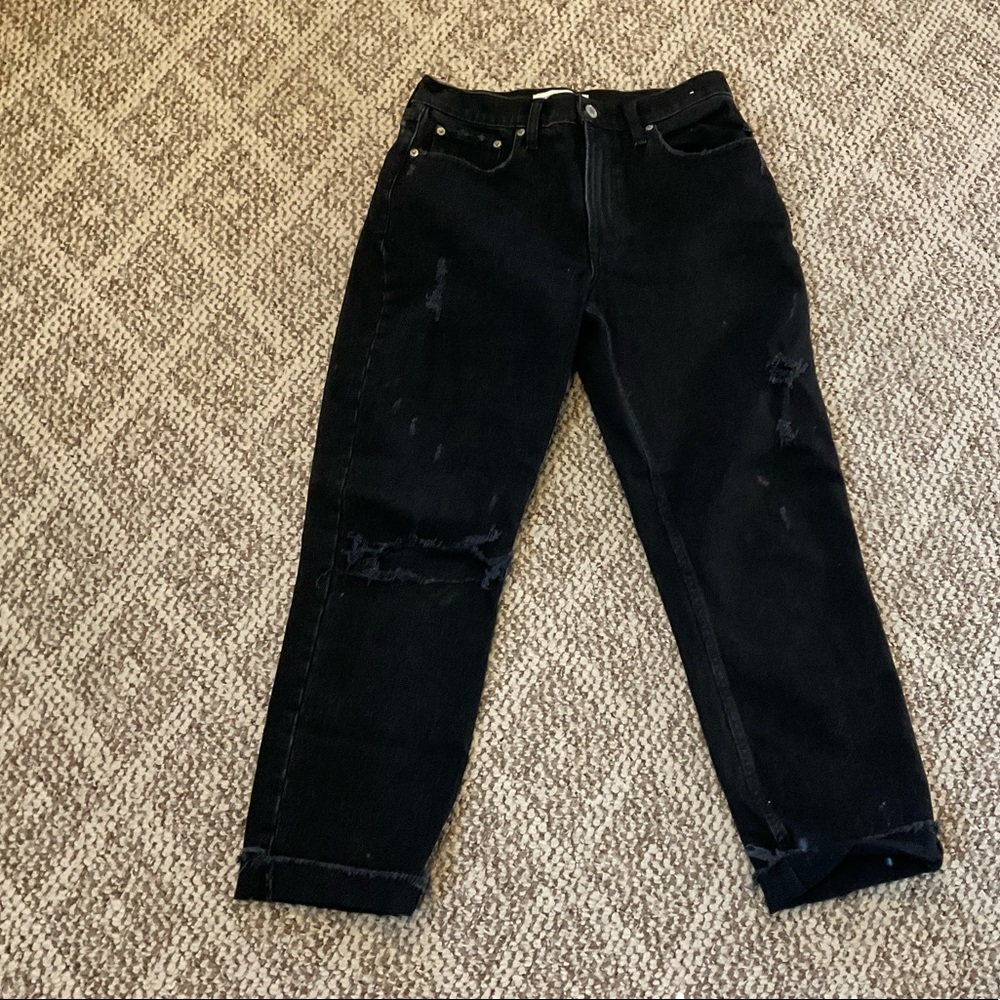 Abercrombie and Finch distressed “The mom high rise” black denim jeans